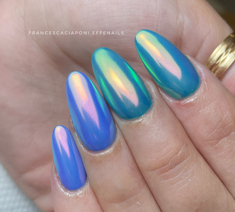 Northern lights dust